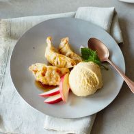 Apple Gyozas (Ajinomoto)